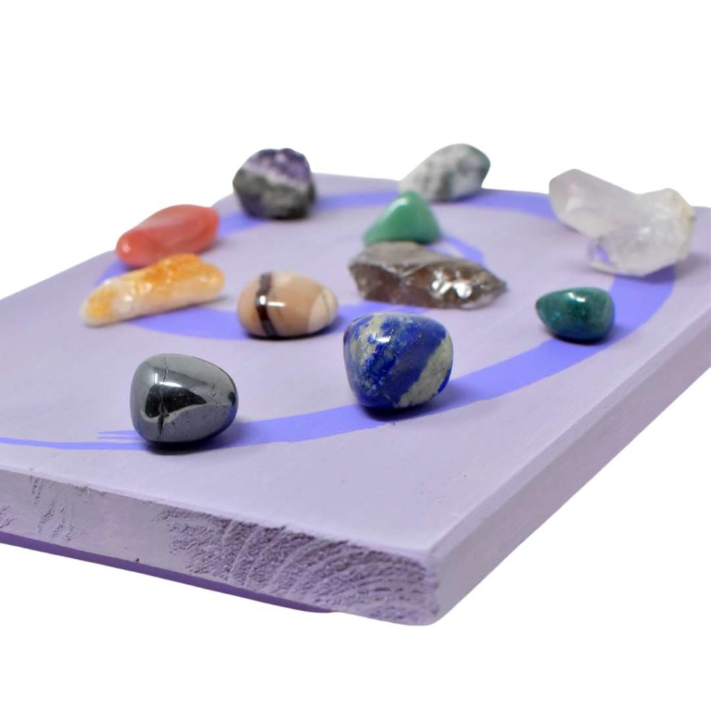 Die Magie der Rauhnächte Crystal Grid – Monatssteine & Ritualbrett