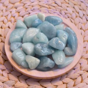Aquamarin Trommelstein
