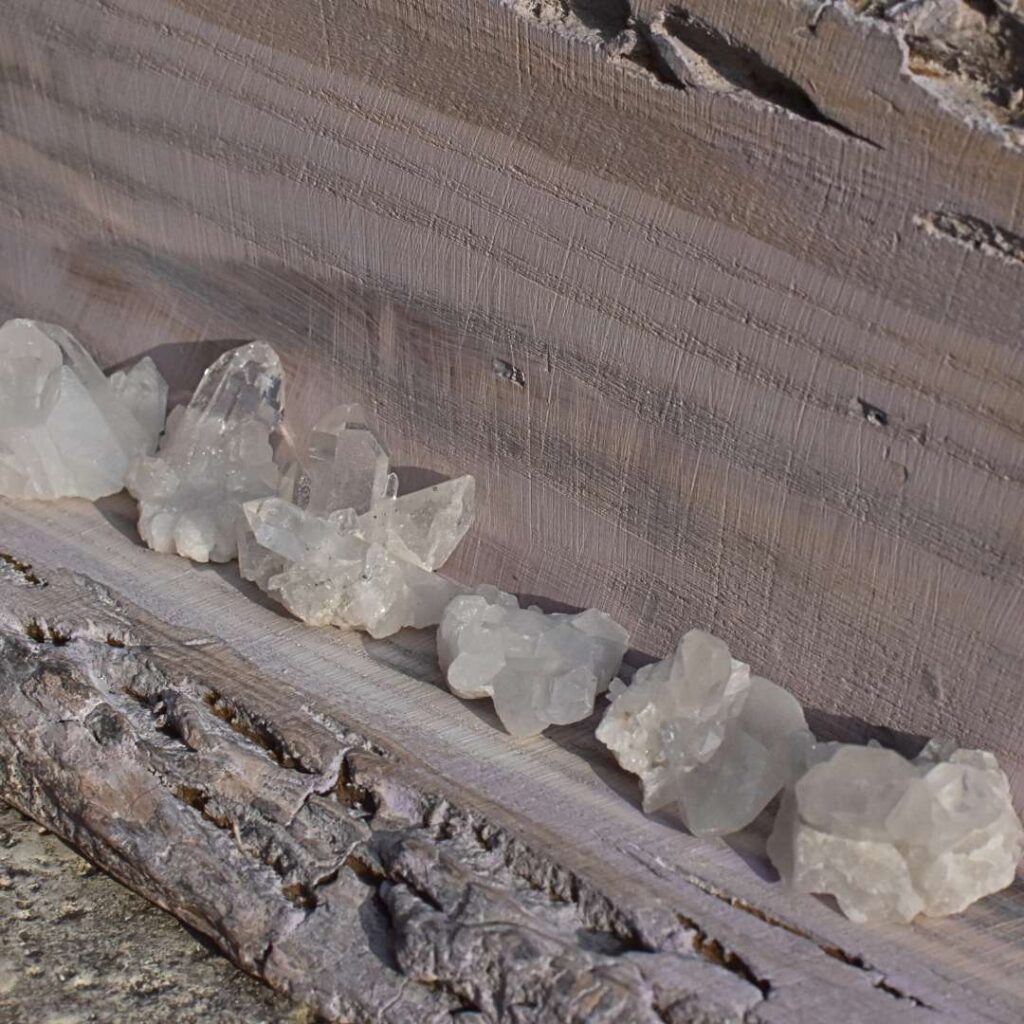 Bergkristall Stufe klein – Klarheit in ihrer ursprünglichsten Form