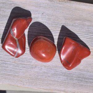 roter Jaspis Freiform