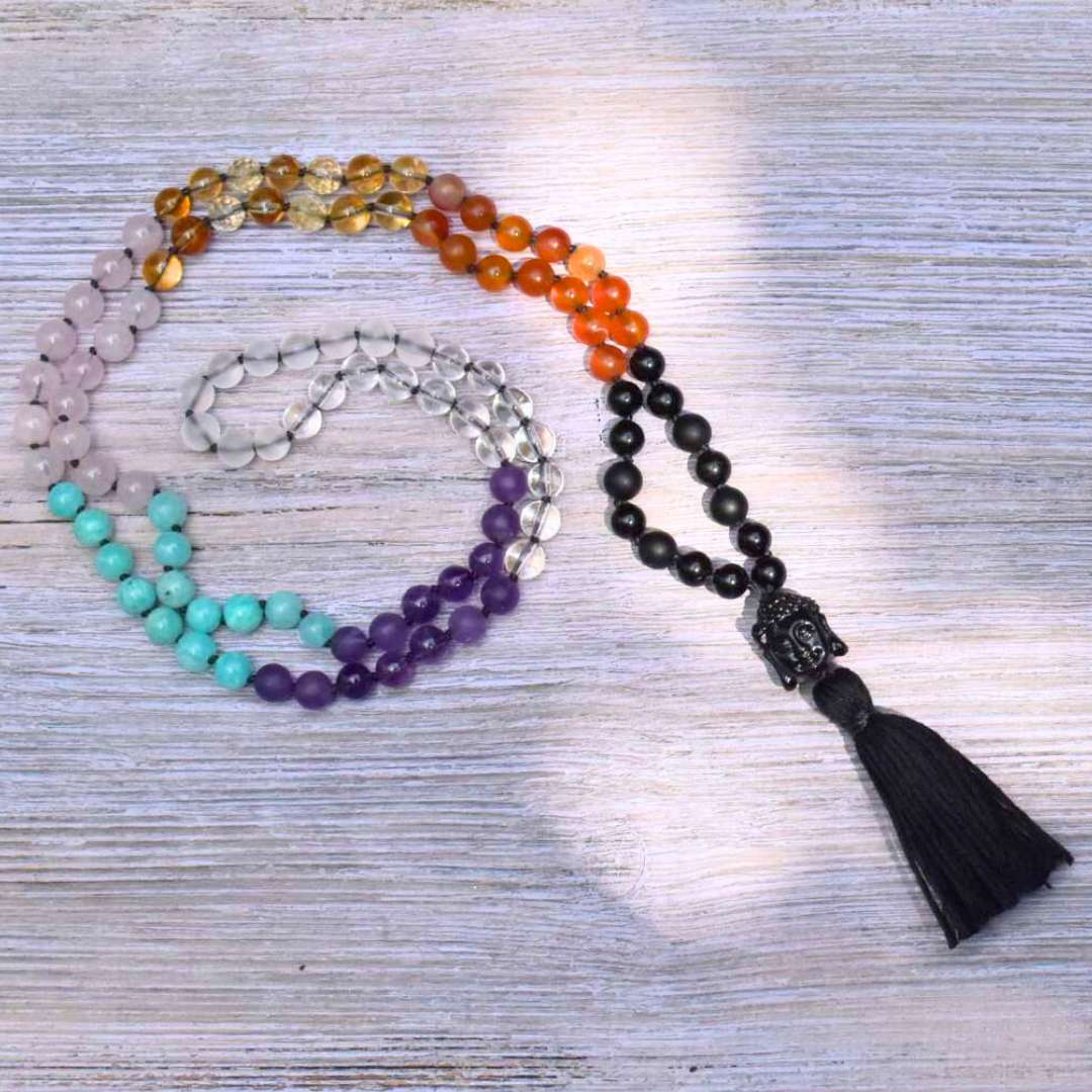 Chakra-Mala – Begleiterin für deine 7 Chakren