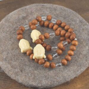 Männer Armband aus Sandelholz und Bergkristall