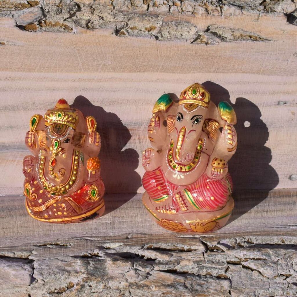 Rosenquarz Ganesha – Wenn Liebe den Weg ebnet