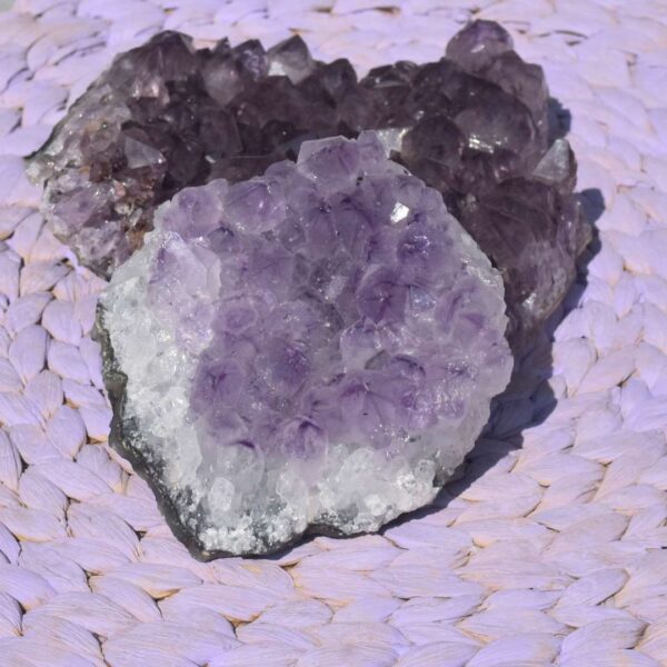 Amethyst Stufe – Reinigung für Raum & Seele – Bild 2