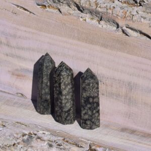 Schneeflocken Obsidian Turm klein