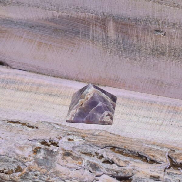 Amethyst Pyramide – Zentrum deiner Klarheit – Bild 4