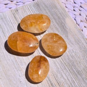 Golden Healer Handschmeichler – Licht in deiner Hand