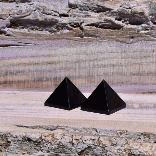 Onyx Pyramide – Dein Anker aus Schutz und Stärke – Bild 3