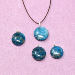 Apatit Halskette Freiform-Anhänger – Abenteuerlust & neue Wege