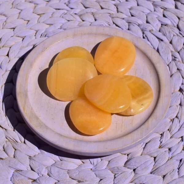 Orangencalcit Scheibe