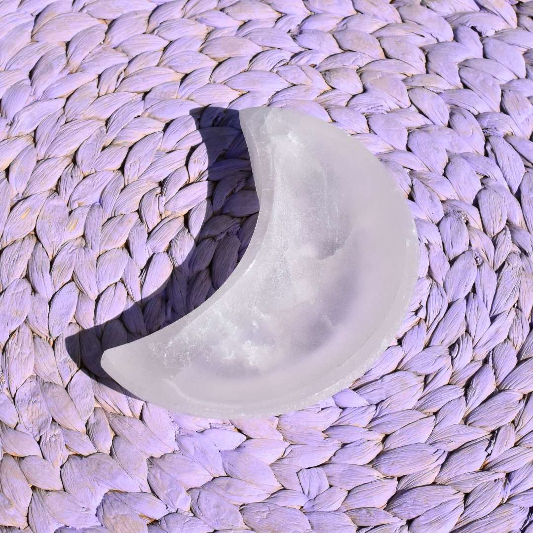 Selenit Schale "Mond" – Licht & innere Ruhe – Bild 4