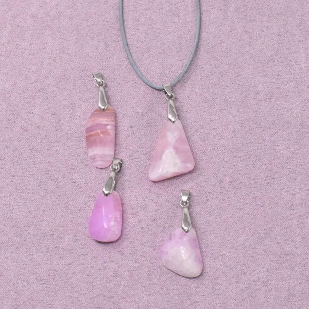 Aragonit pink Halskette Freiform-Anhänger – Sanftheit & Geborgenheit