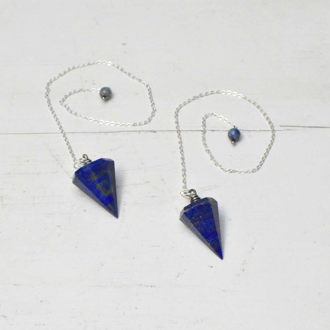 Lapis Lazuli Pendel – aus deiner Wahrheit heraus entscheiden