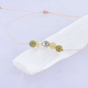 November Geburtsstein Armband – Pausen & Kraftmomente | Golden Healer & Grüner Opal