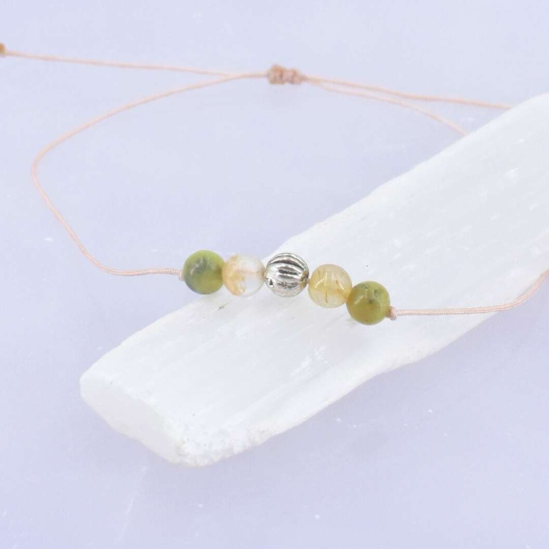 November Geburtsstein Armband – Pausen & Kraftmomente | Golden Healer & Grüner Opal