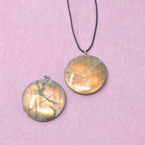 Labradorit Halskette Kreis-Anhänger – spirituelle Verbindung & innere Weite