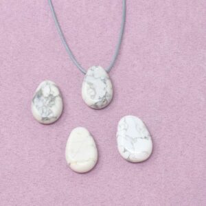 Magnesit Halskette Tropfen-Anhänger – Selbstliebe & sanfte Gelassenheit