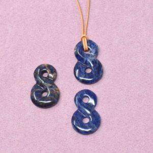 Sodalith Halskette Unendlichkeitszeichen-Anhänger – Ausdauer & dir selbst treu bleiben