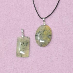 Prehnit Halskette Freiform-Anhänger – Intuition & inneres Wachstum