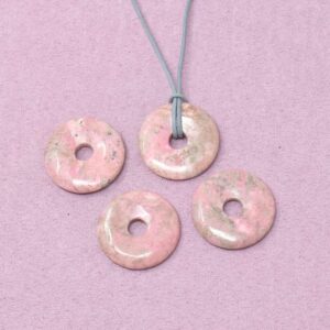 Rhodonit Halskette Donut-Anhänger – Loslassen & innere Ausgeglichenheit